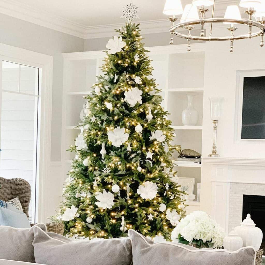 White Floral Ornaments for a Bright Christmas Tree