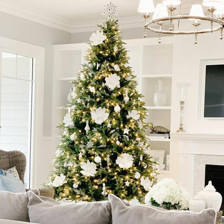 White Floral Ornaments for a Bright Christmas Tree