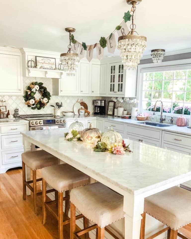 White Island With Dining Table for Eat-in Kitchen