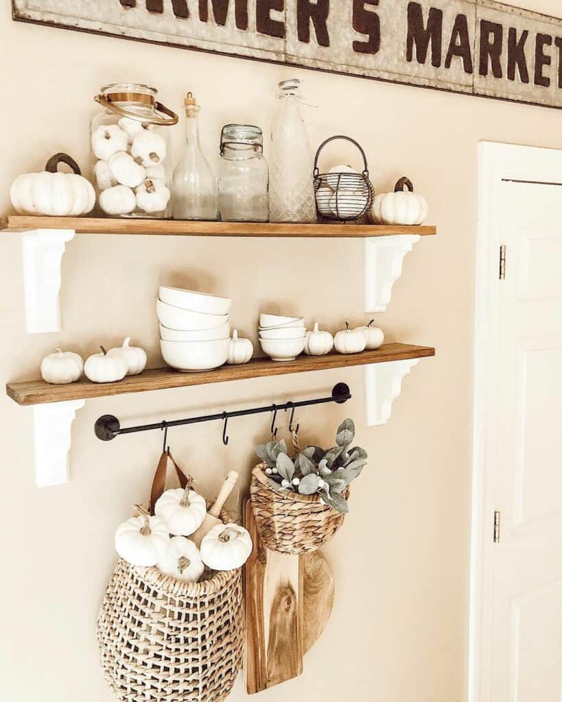 White Kitchen Shelf Décor Ideas for Fall