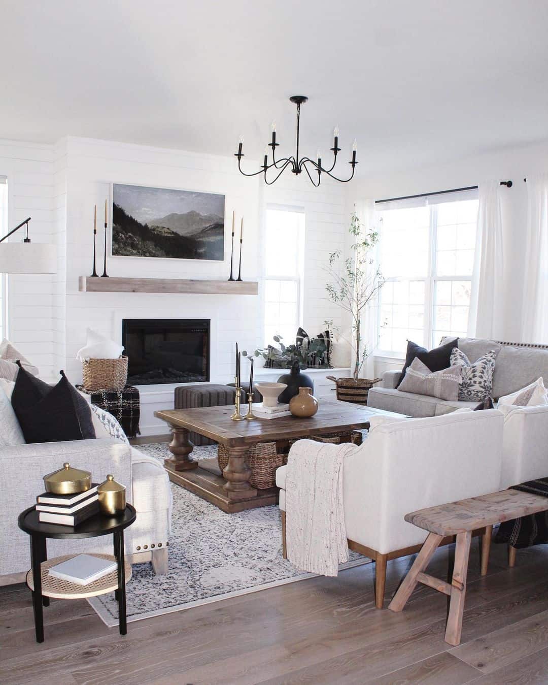 25 white couch living room ideas for a bright look - COCO LAPINE DESIGNCOCO  LAPINE DESIGN, image size:1080x1349
