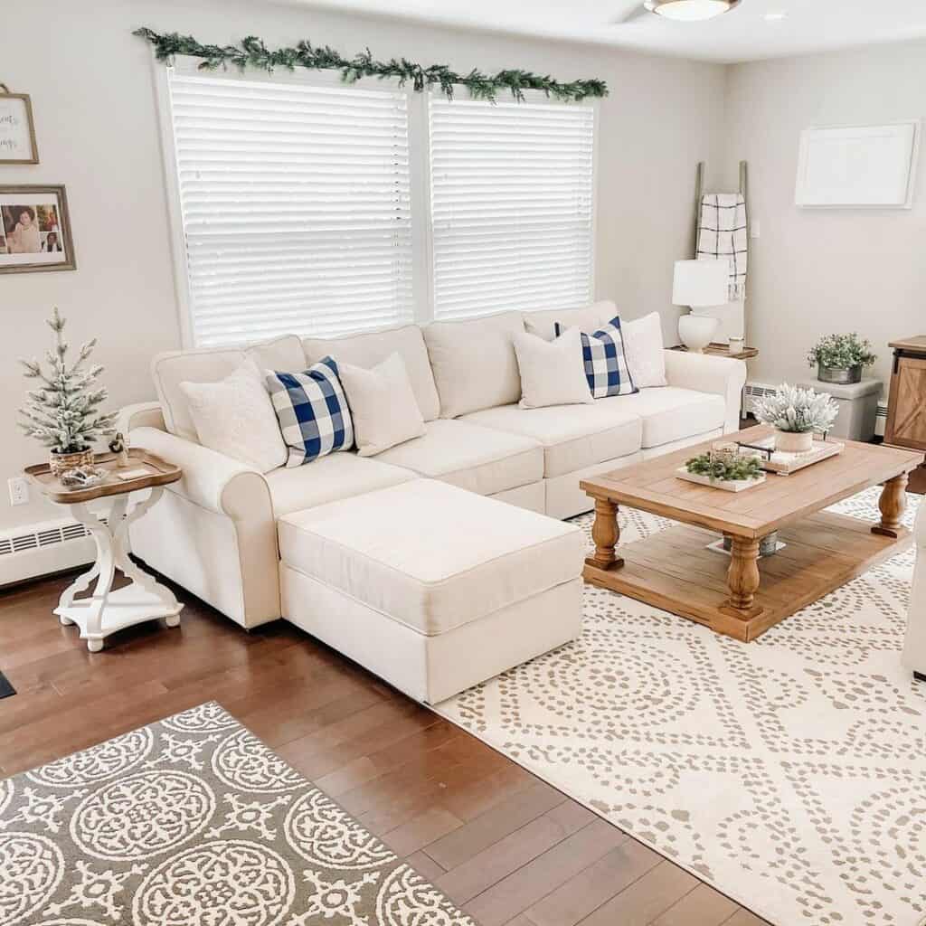 Wooden Coffee Table With Winter Décor