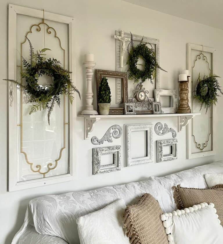 Antique Frame Wall Décor Inspiration