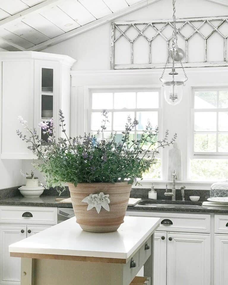 Antique Kitchen Window Décor