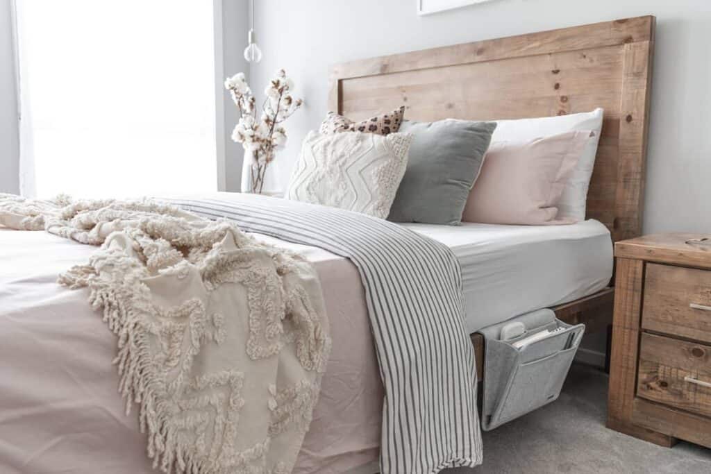 Bed Caddy Storage in Farmhouse Bedroom