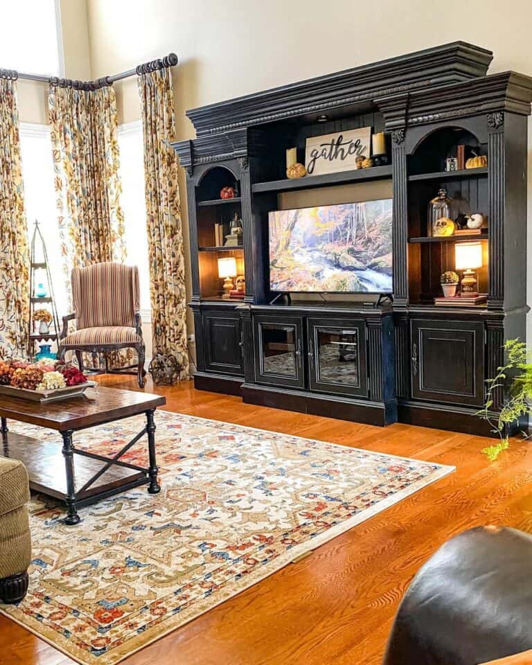 Black Classical TV Entertainment Center With Farmhouse Décor