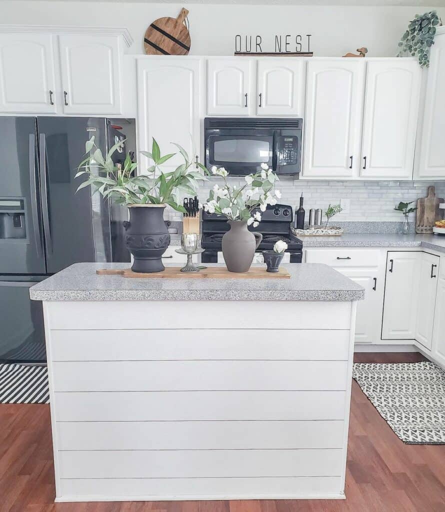 Black and White Kitchen Décor - Soul & Lane