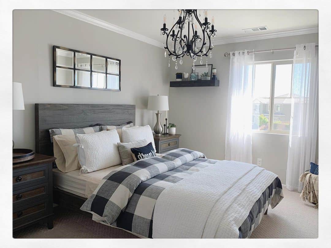 30 Inviting Small Guest Room Ideas