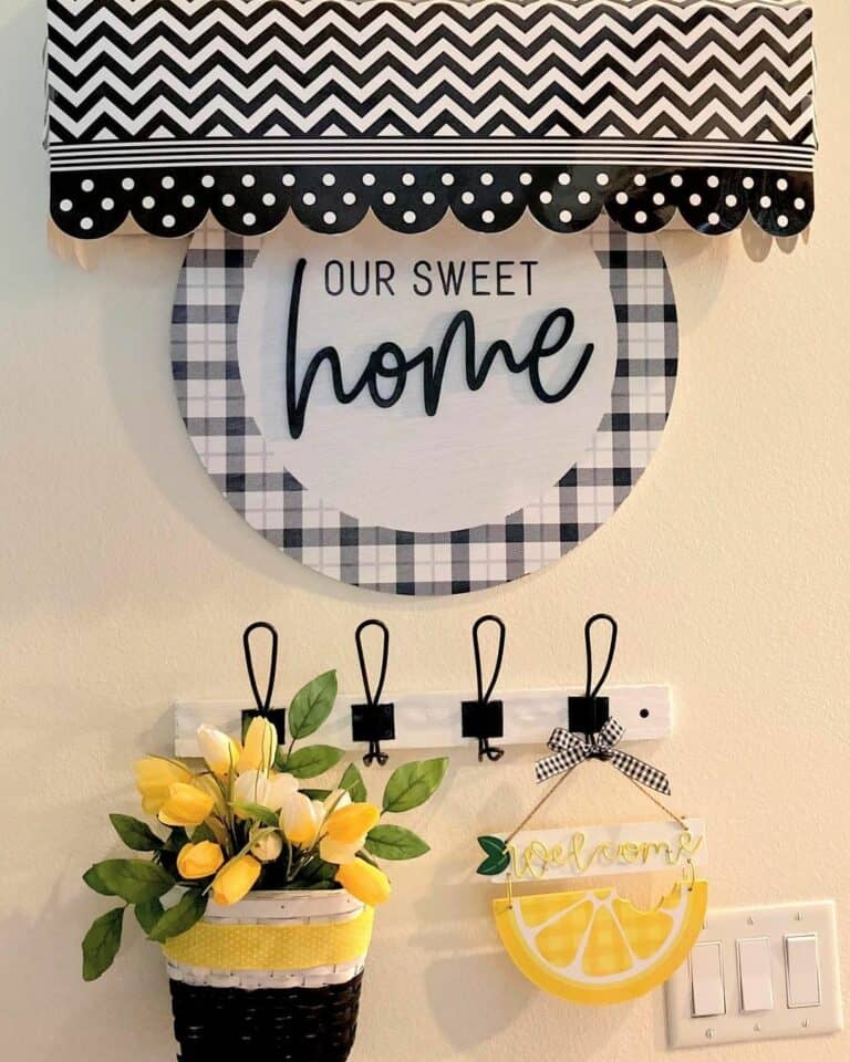 Black and White Wall Décor With Yellow Accents