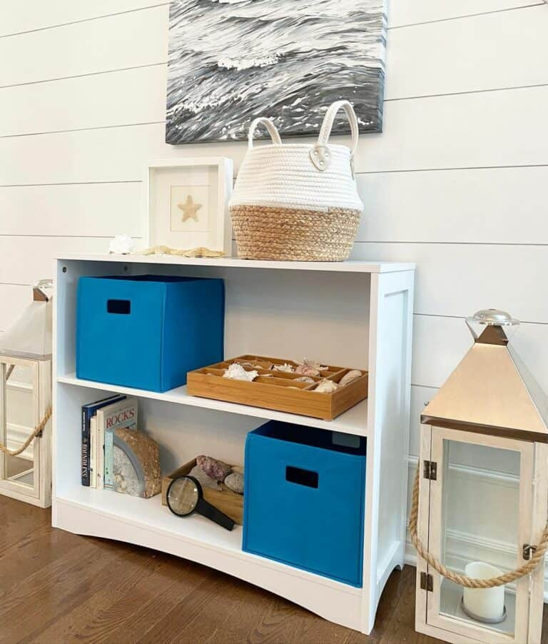Blue and White Coastal Décor Ideas