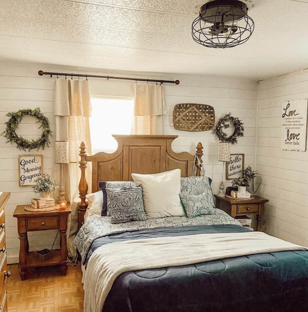 Blue and White Farmhouse Bedding