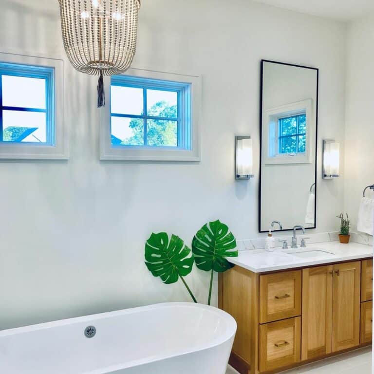 Boho-inspired Bathroom With Tropical Greenery