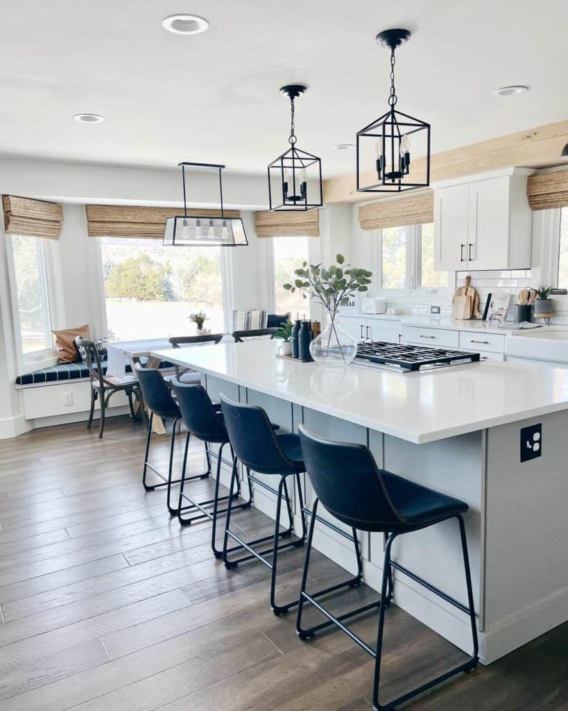 Breakfast Nook With a Window Bench