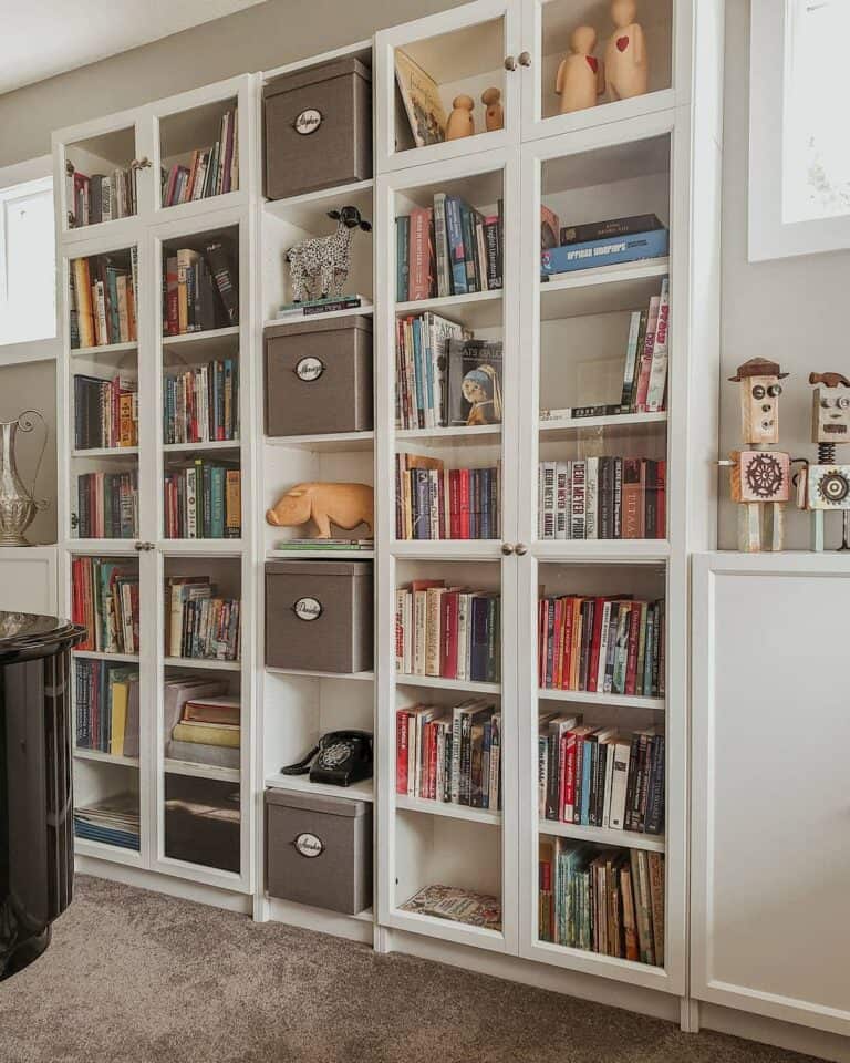 Built-in Shelving Book Display