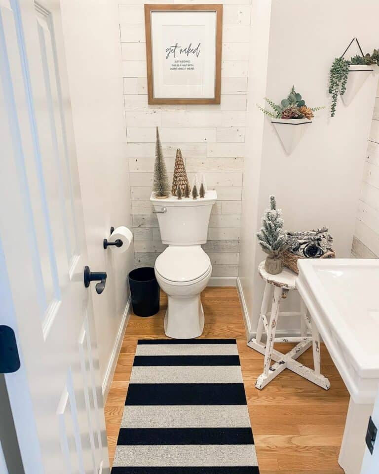 Christmas Touches for Bathroom