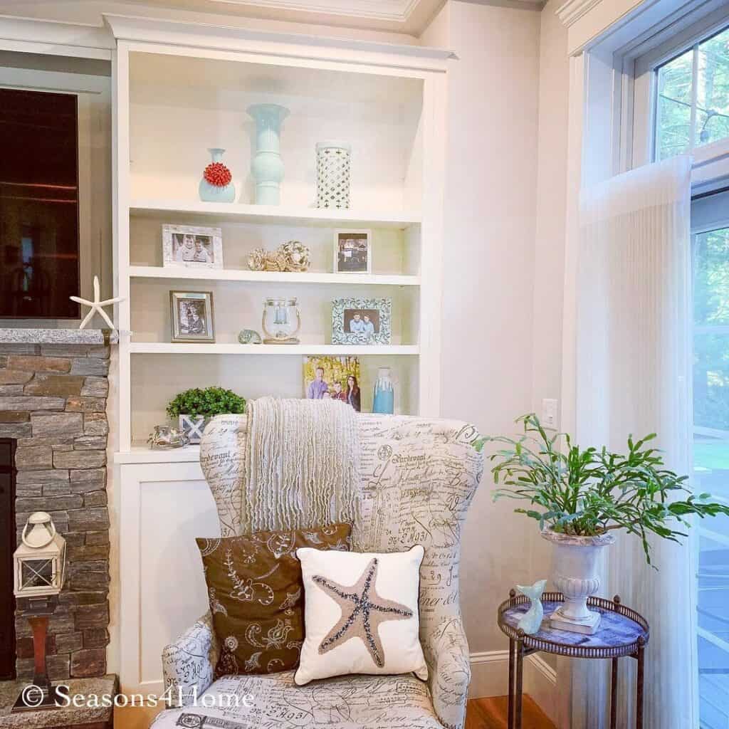 Coastal Living Room Ideas With Built-in Shelf