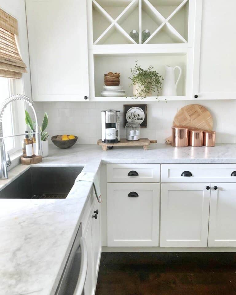 Cottage-inspired Kitchen With Farmhouse Accents