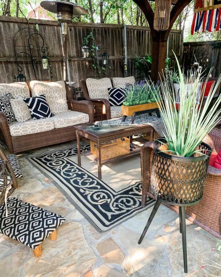 Cozy Outdoor Living Space Ideas