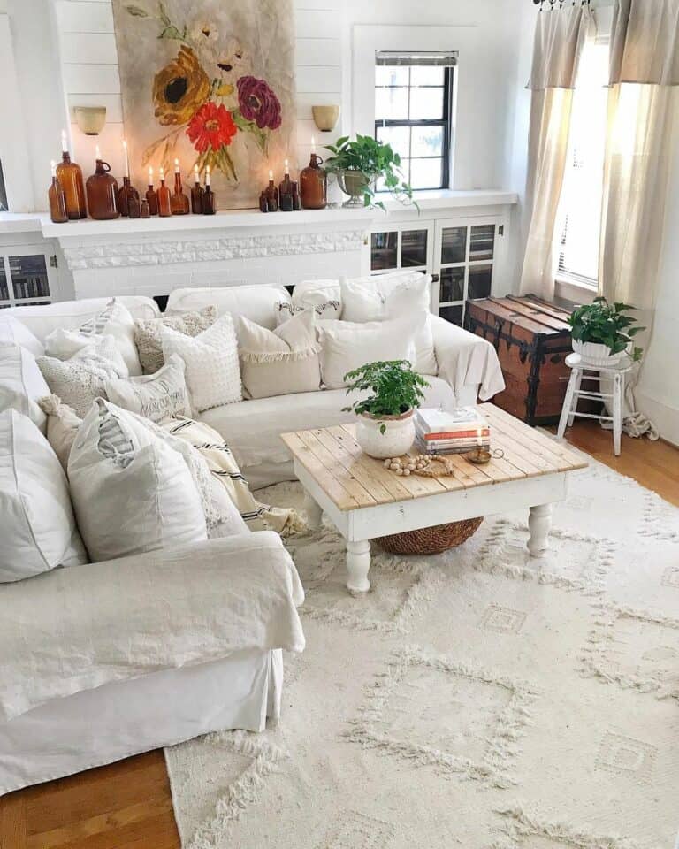 Cozy White-themed Living Room