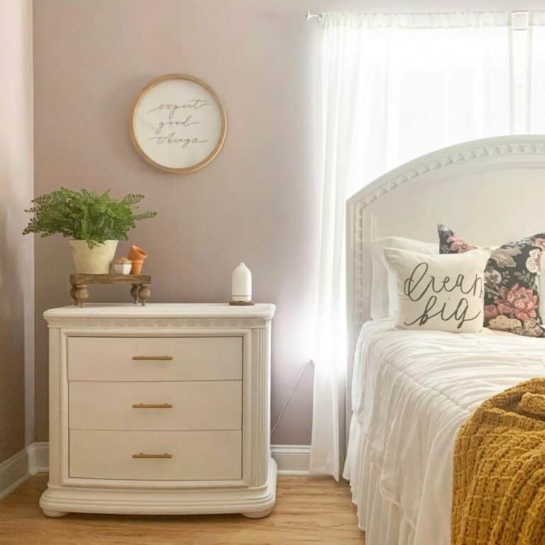 Cream Paint Colors for a Feminine Bedroom