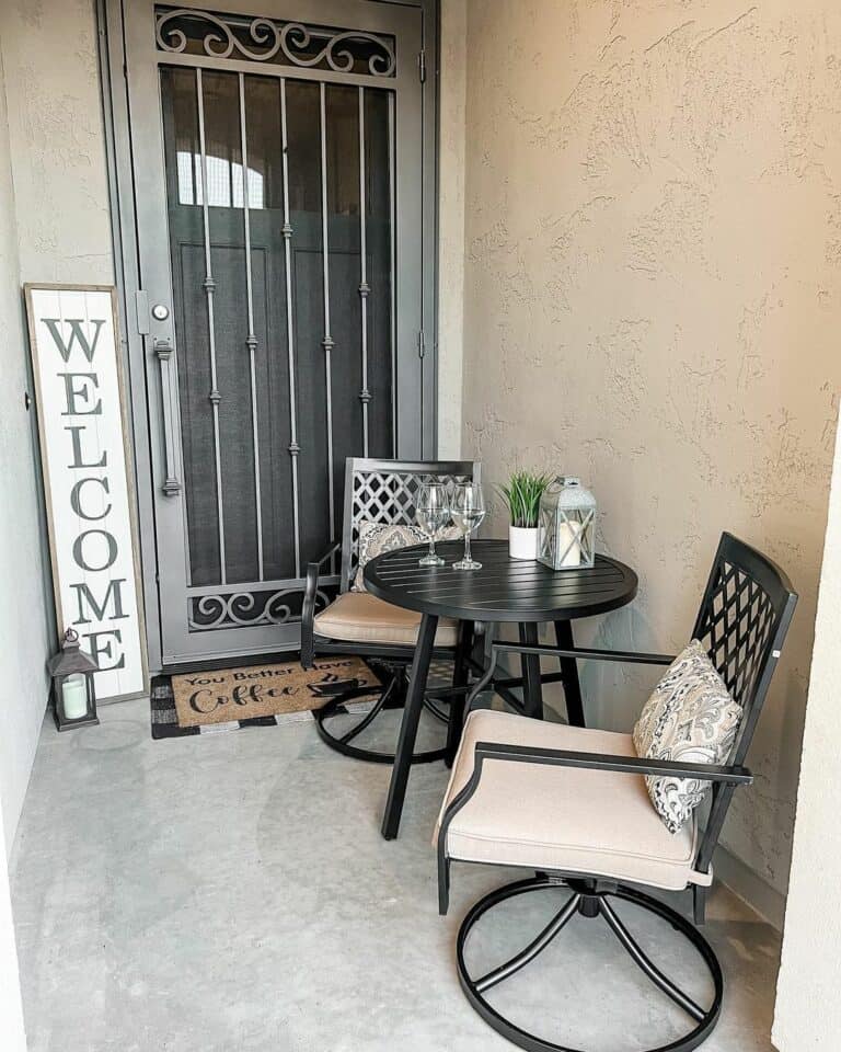 Creative Decorating Ideas for a Small Porch