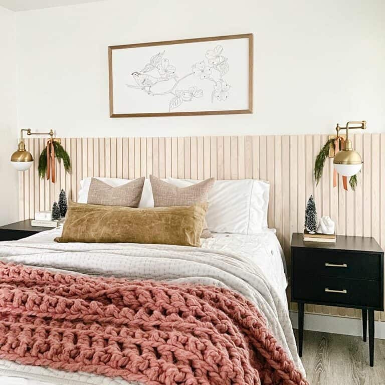 Distinctive Farmhouse Pink Bedroom With Modern Décor