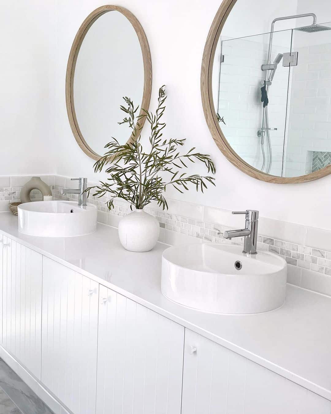 Double Sink Coastal Bathroom Ideas - Soul & Lane
