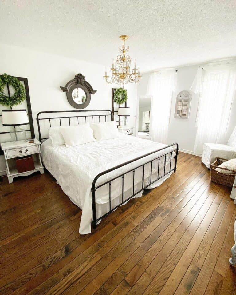 Easy Farmhouse Décor With Gold Chandelier