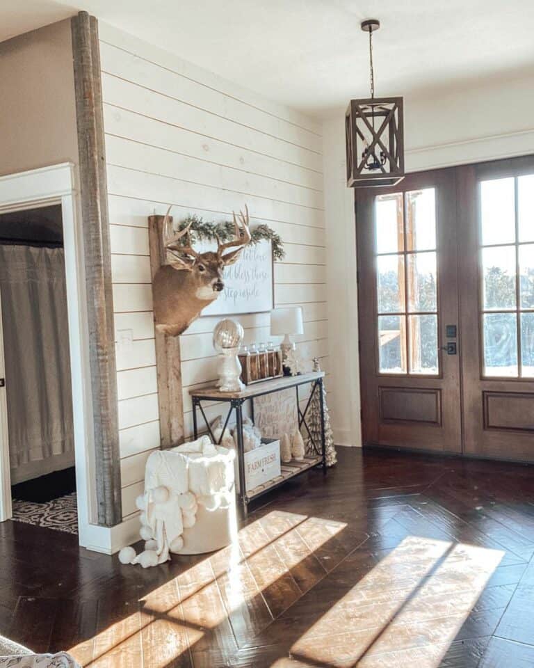Farmhouse Entryway Design