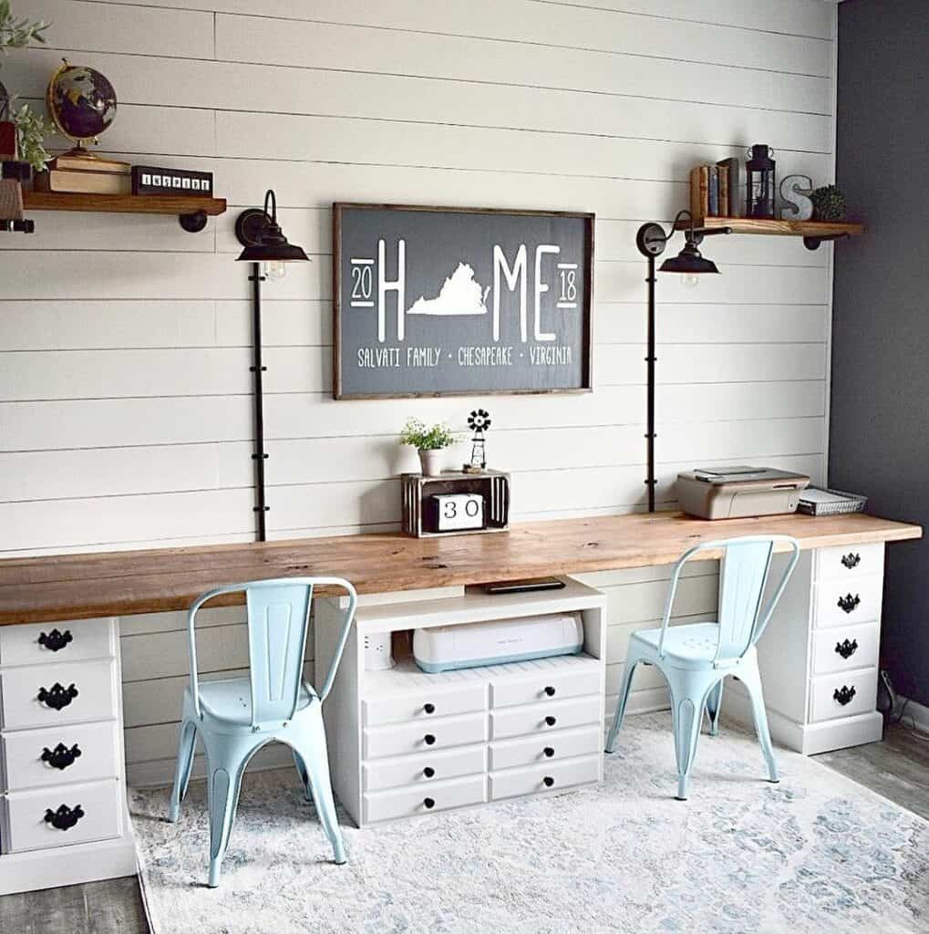 Farmhouse Office Desk With Vintage Touches
