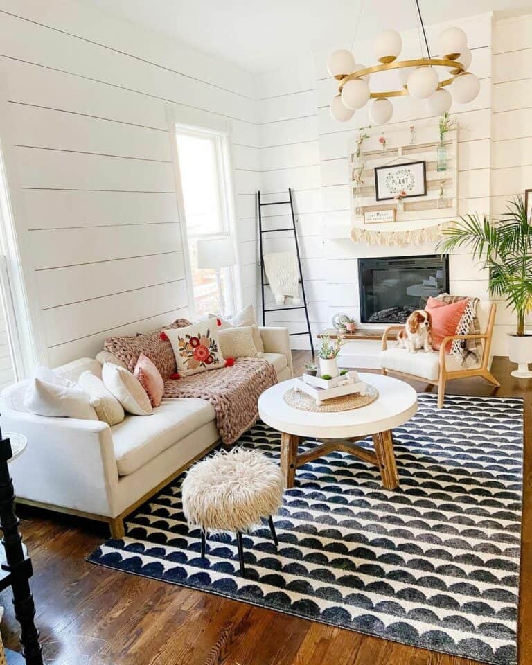 Farmhouse-inspried Boho Living Room Design