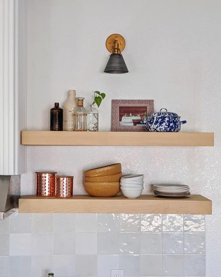 Floating Shelves as Kitchen Wall Décor