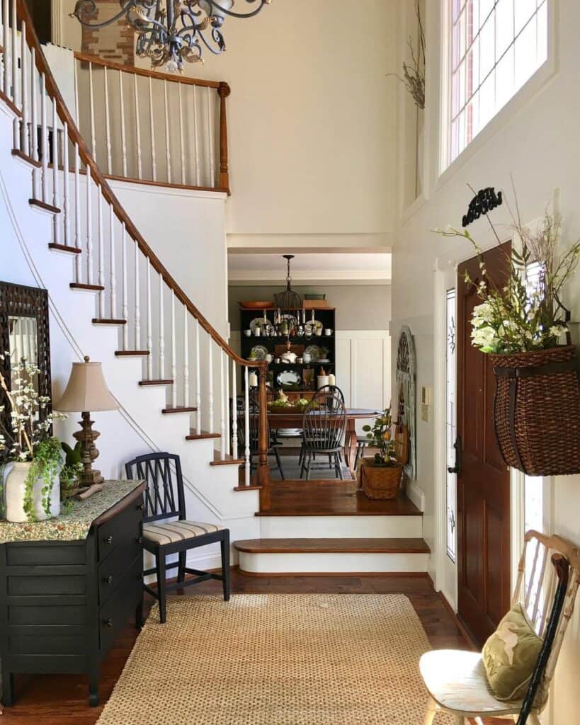 Floral Entryway Décor for Staircases