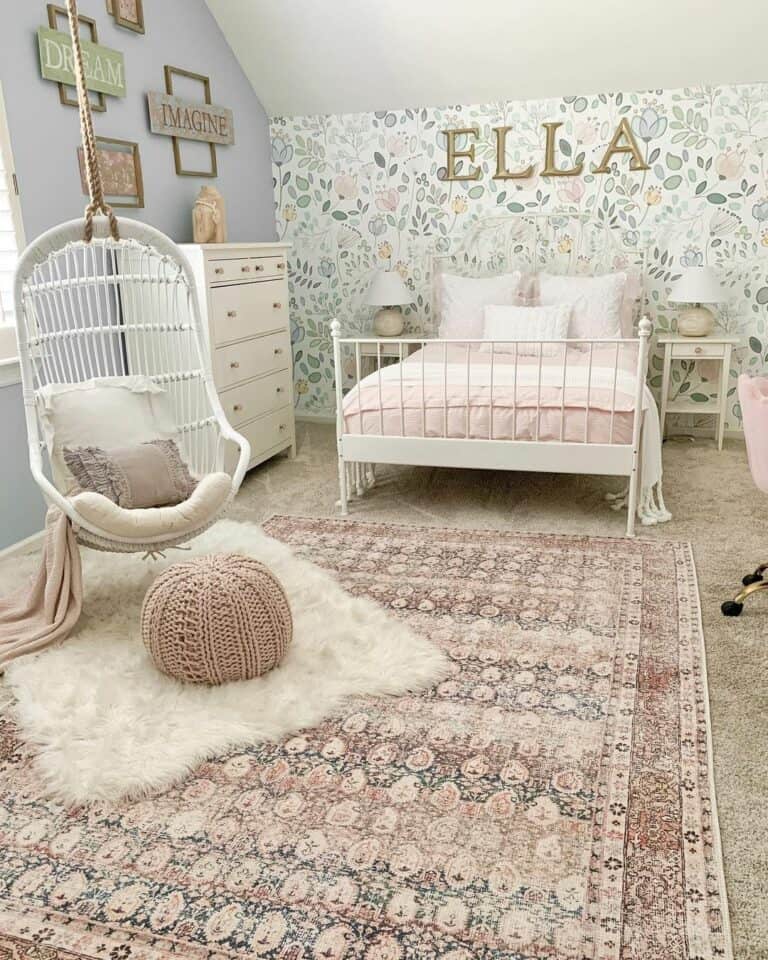 Floral Wallpaper For Girl's Room Ideas