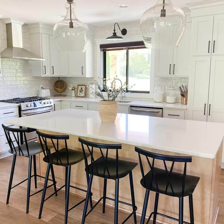 Glossy White Backsplash Ideas