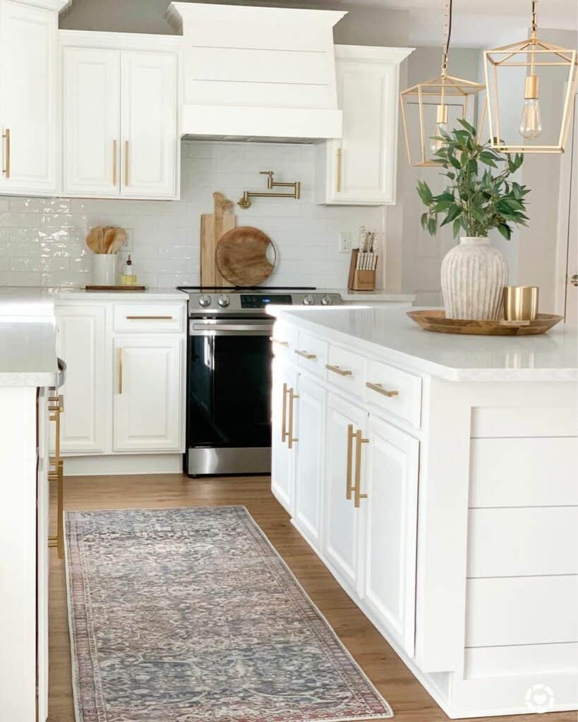 Gold Accents in a Farmhouse Kitchen Soul & Lane