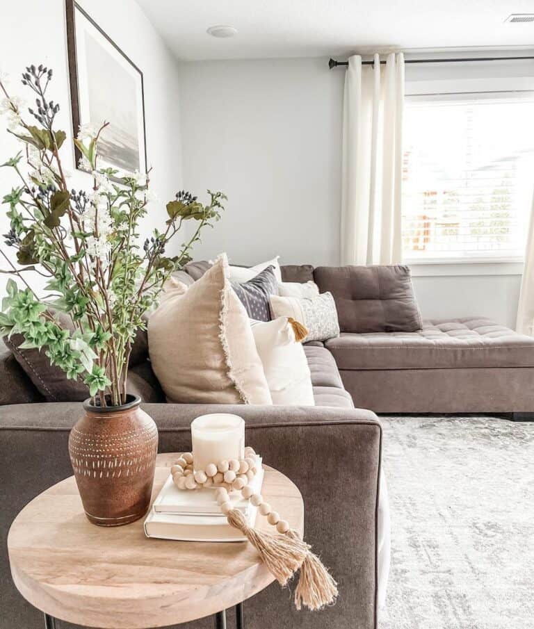 Gray and Brown Contemporary Living Room Décor