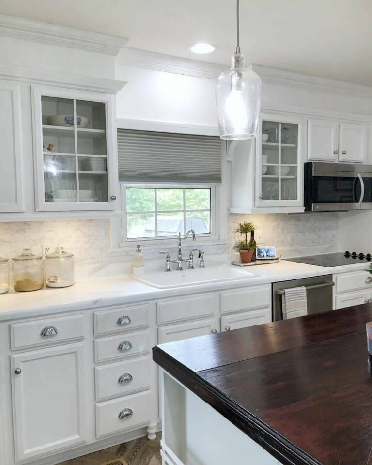 Gray and White Backsplash for Kitchens