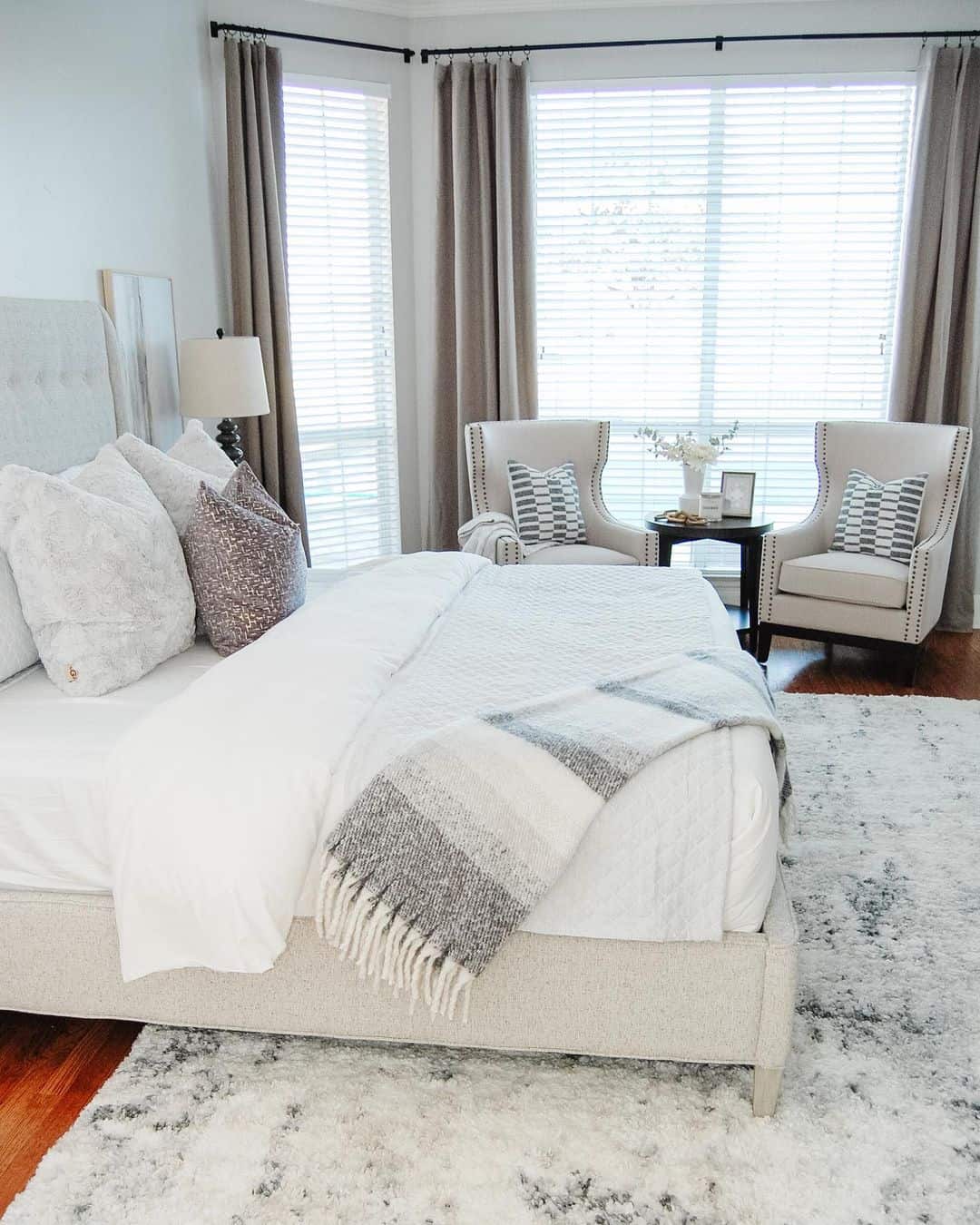 Gray and White Bedroom Ideas - Soul & Lane