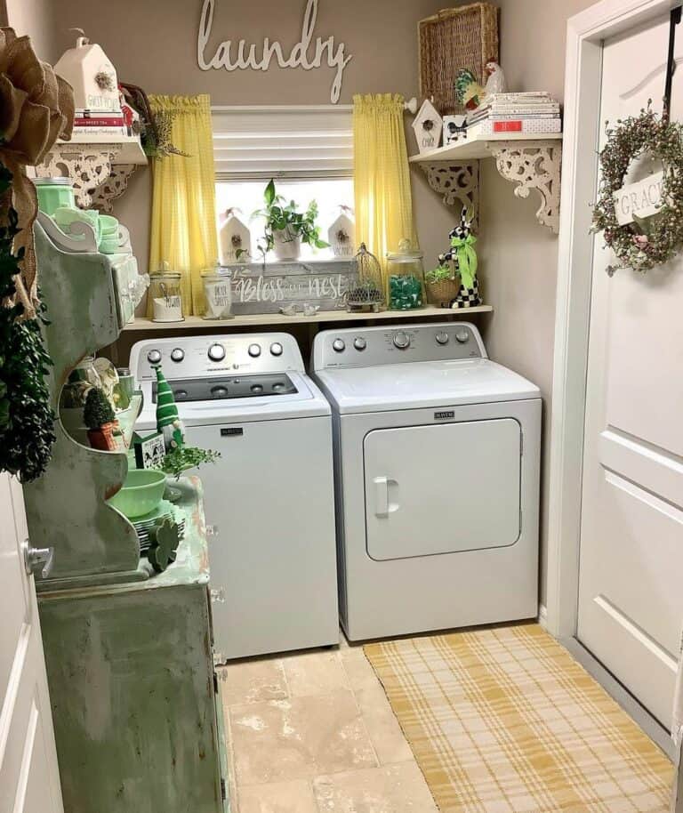 Green and Yellow Laundry Room Décor