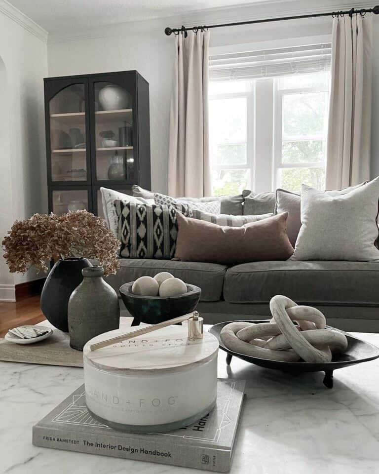 19 Grey Modern Farmhouse Living Room