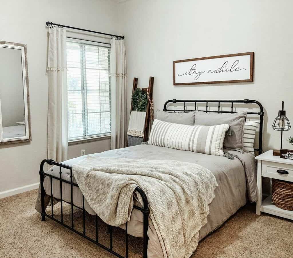 Guest Bed With Black Metal Spindle Frame