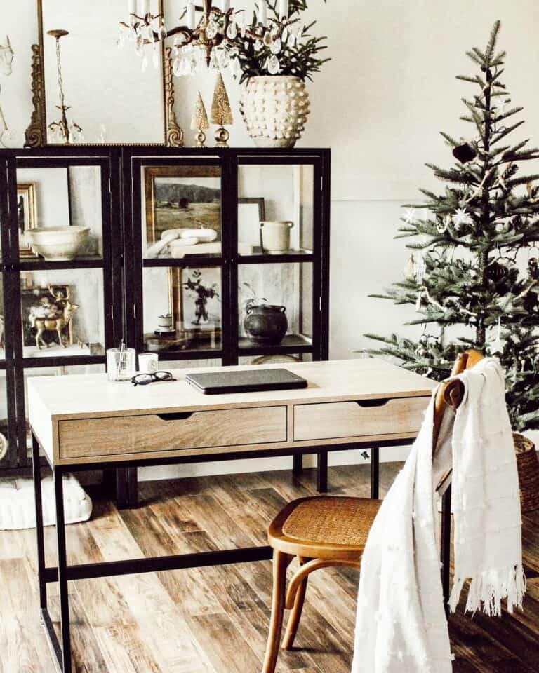 Home Office Enhanced by Christmas Décor