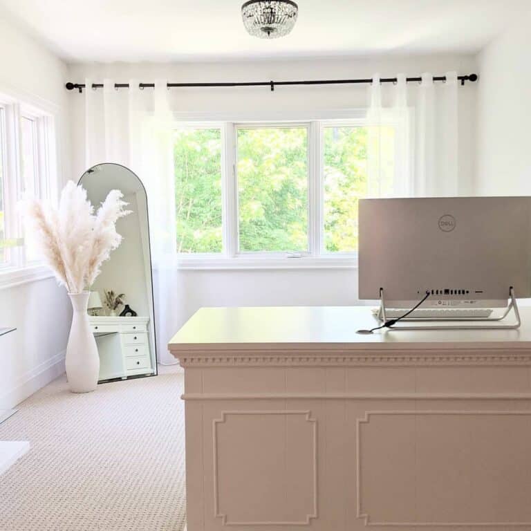 Home Office With Soft Colors and Natural Palette
