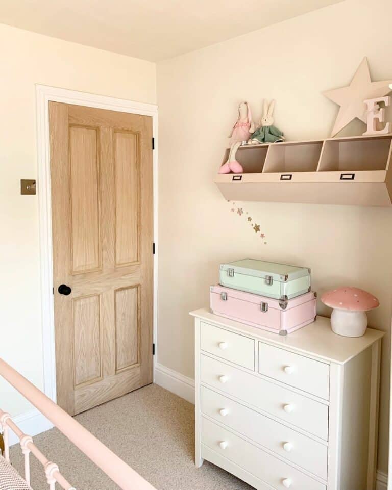 Kid's Room With Light Pink Walls