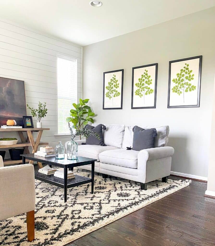 Light Living Room With Green Accents