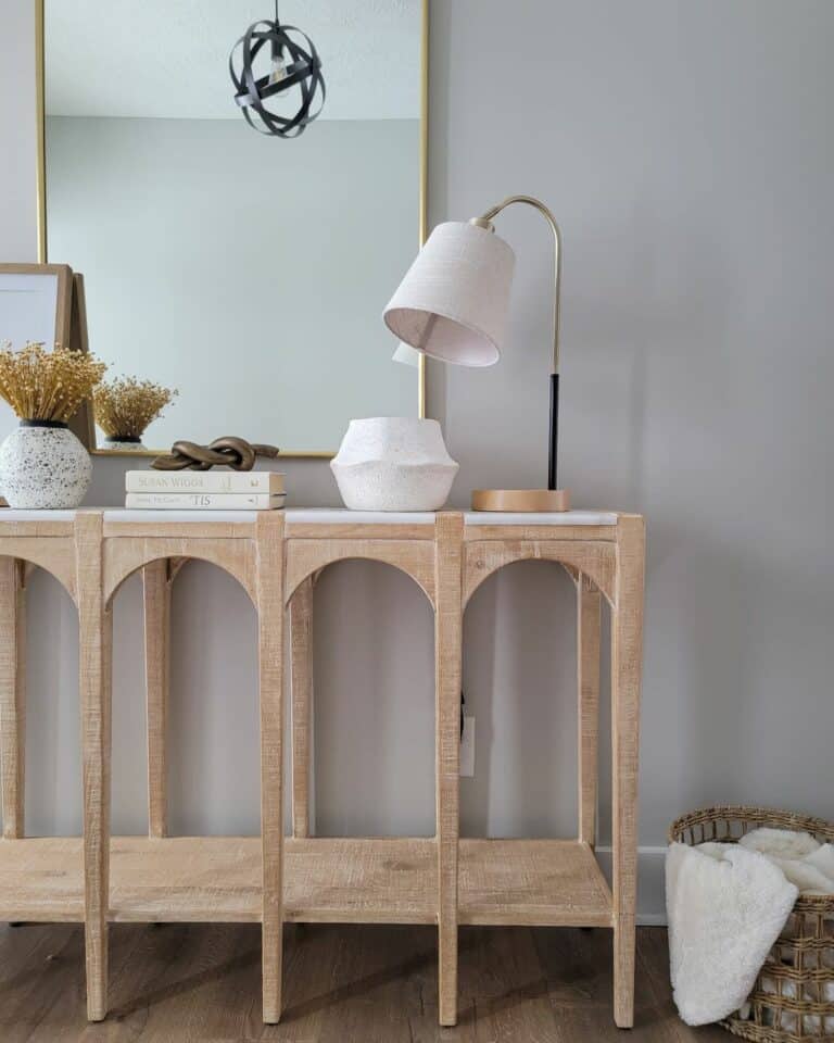 Light Wood Console Table With Entryway Table Lamp