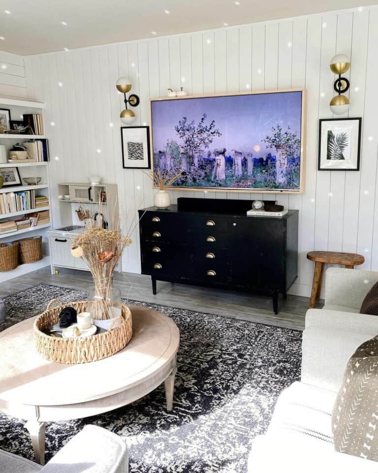 Living Room in Black