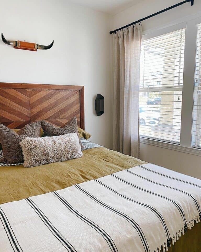 Minimalist Boho Design for a Modern Bedroom