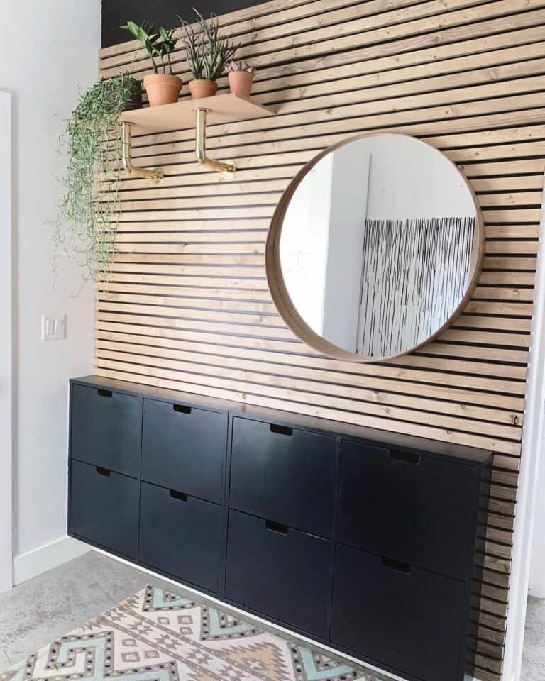 Minimalist Modern Mudroom